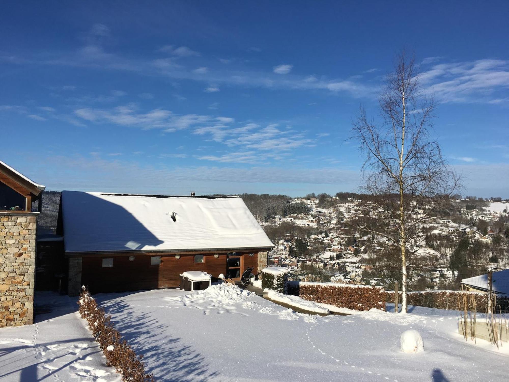 Luxury Apartment In Malmedy With Bubble Bath エクステリア 写真